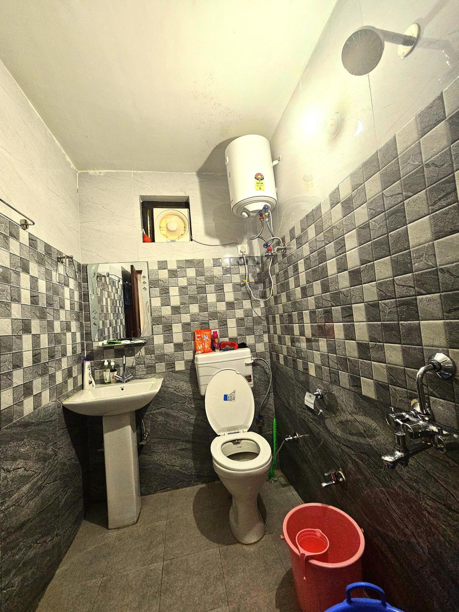 Dadi Homestay 360 Mountain View Bir  Exterior photo
